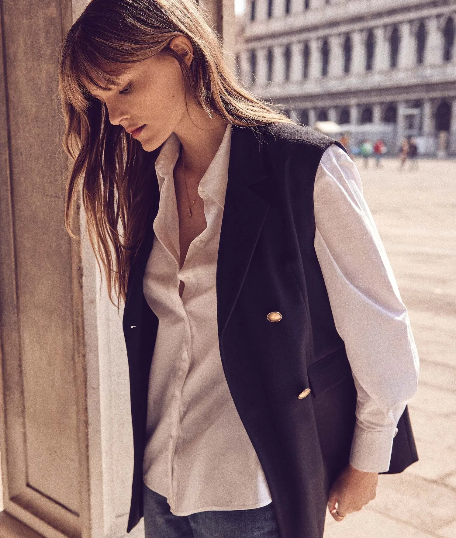 AVA NAVY STRIPED SLEEVELESS TAILORED JACKET