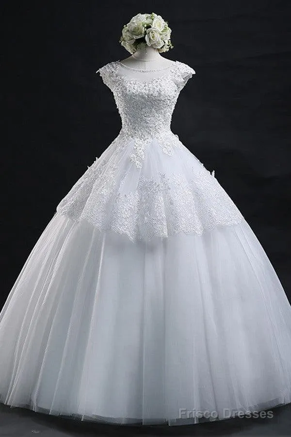 Chic Ball Gown Scoop Long Lace-Up Tulle Wedding Dress With Appliques