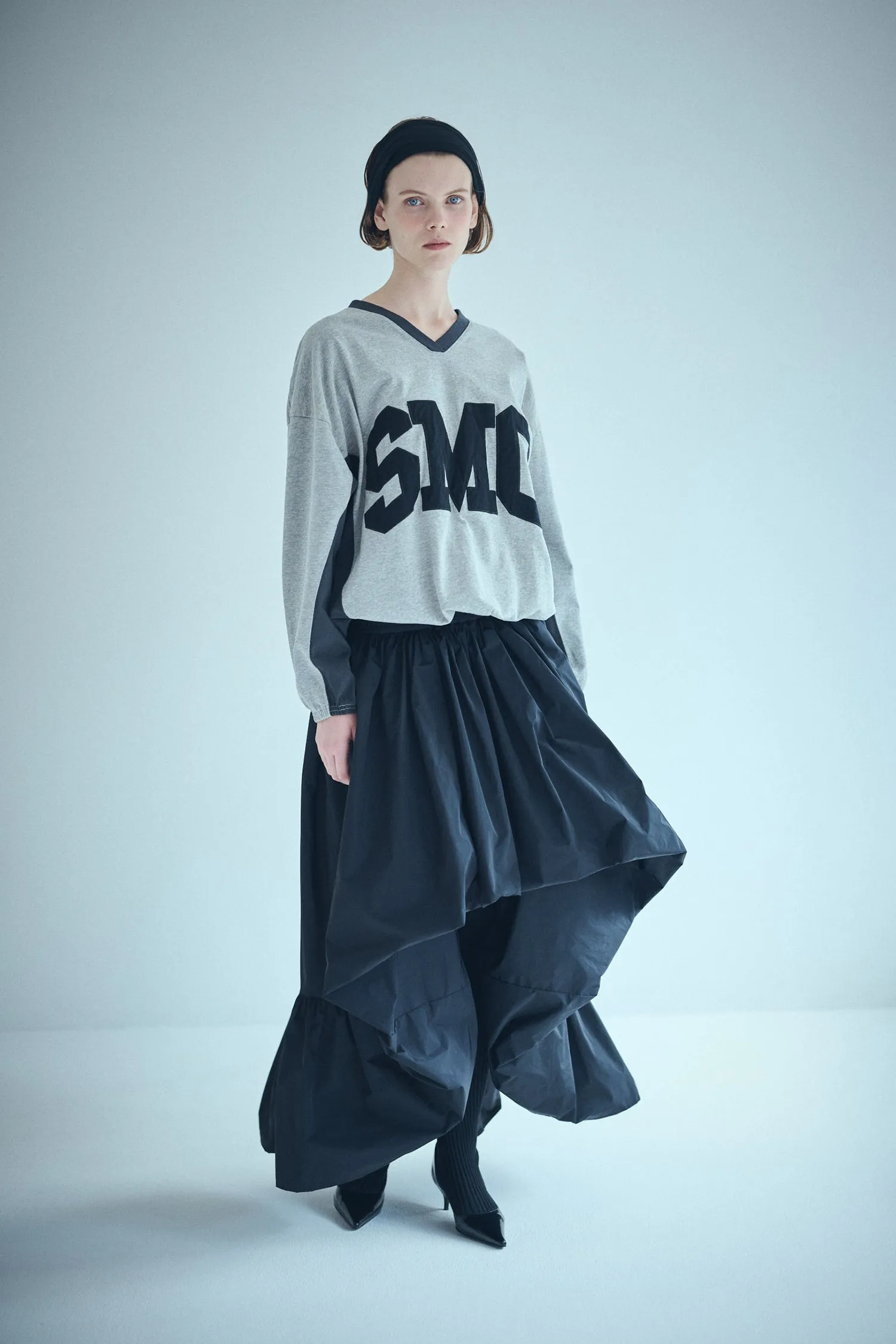 SEA SMC V-NECK OVERSIZED PULLOVER