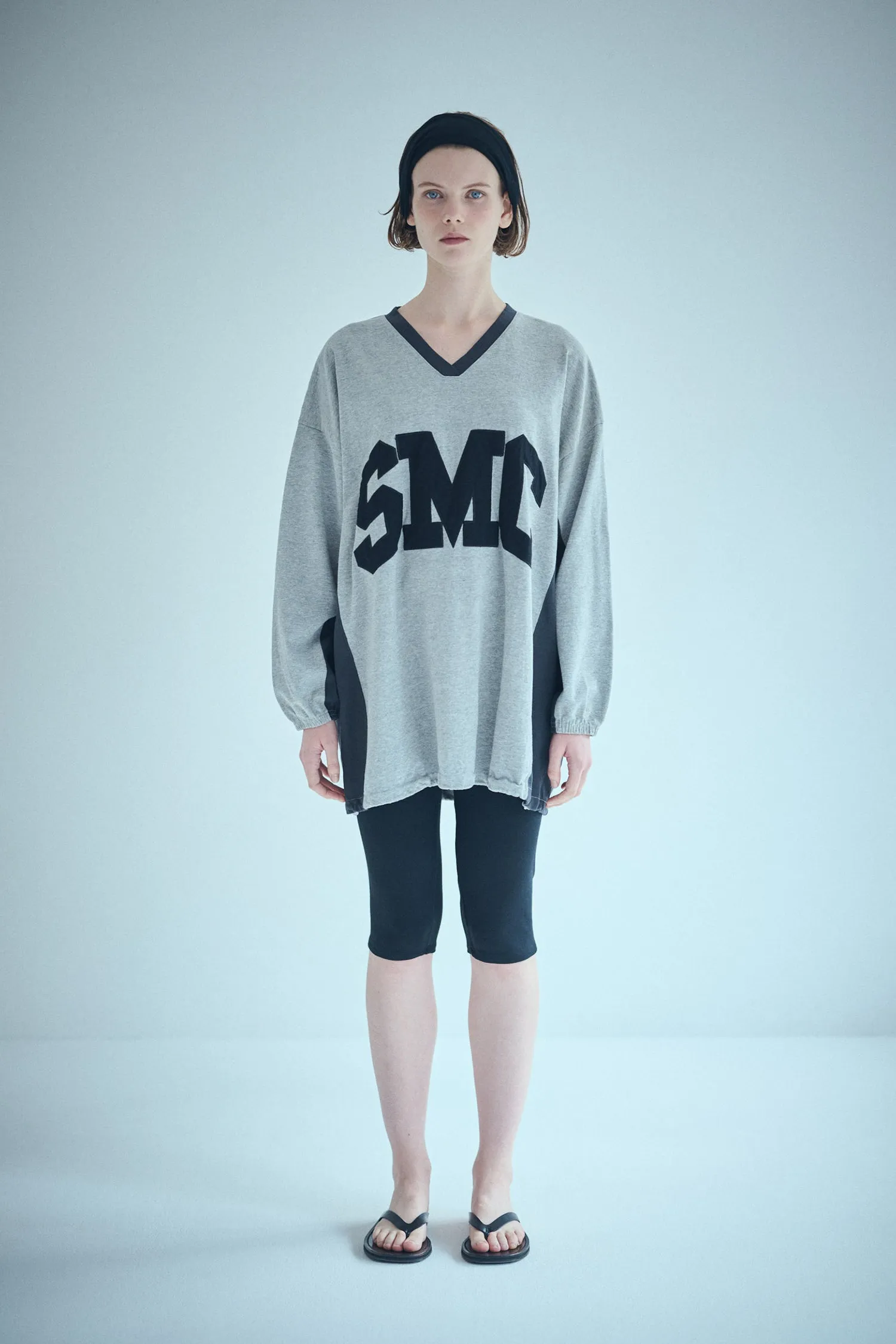 SEA SMC V-NECK OVERSIZED PULLOVER