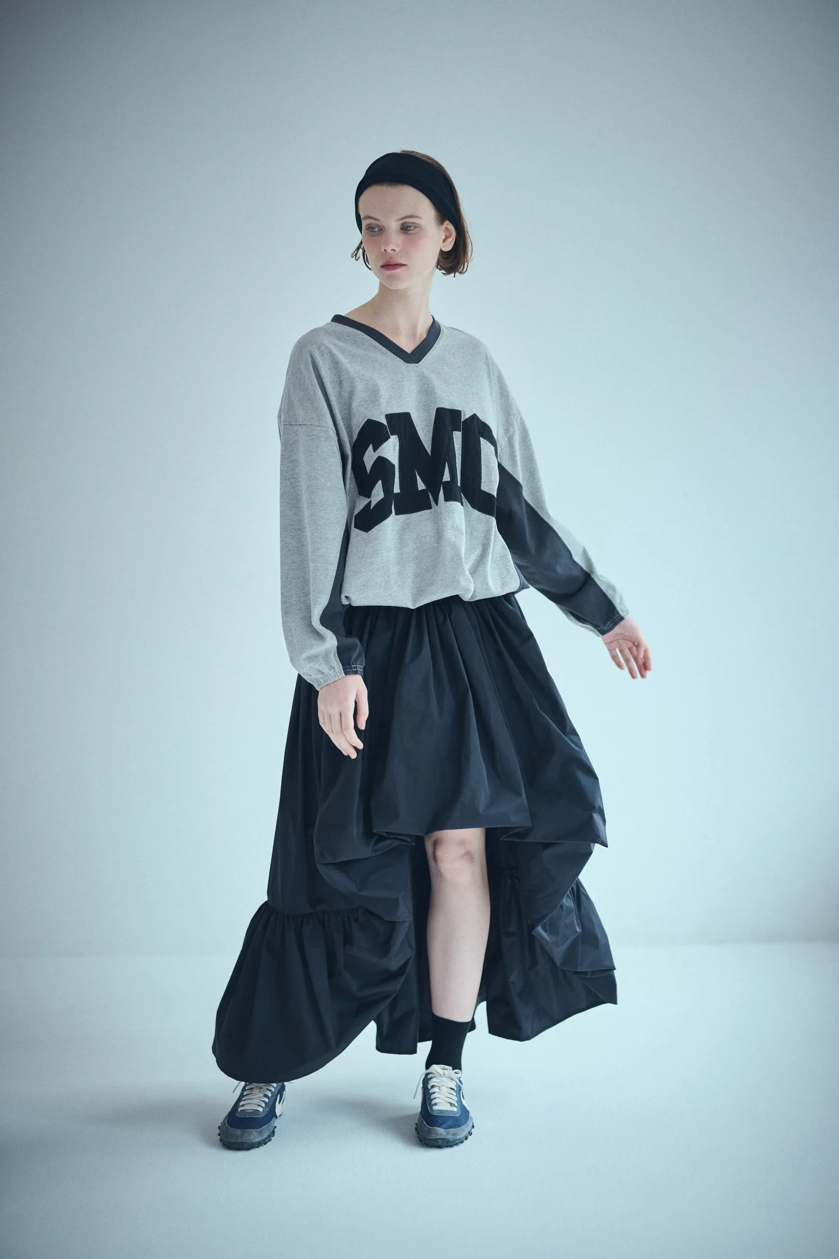 SEA SMC V-NECK OVERSIZED PULLOVER