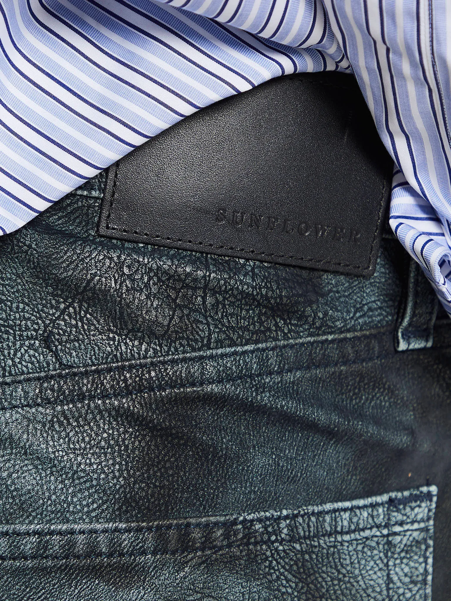 Straight Twist Nubuk Jeans in Navy Washed